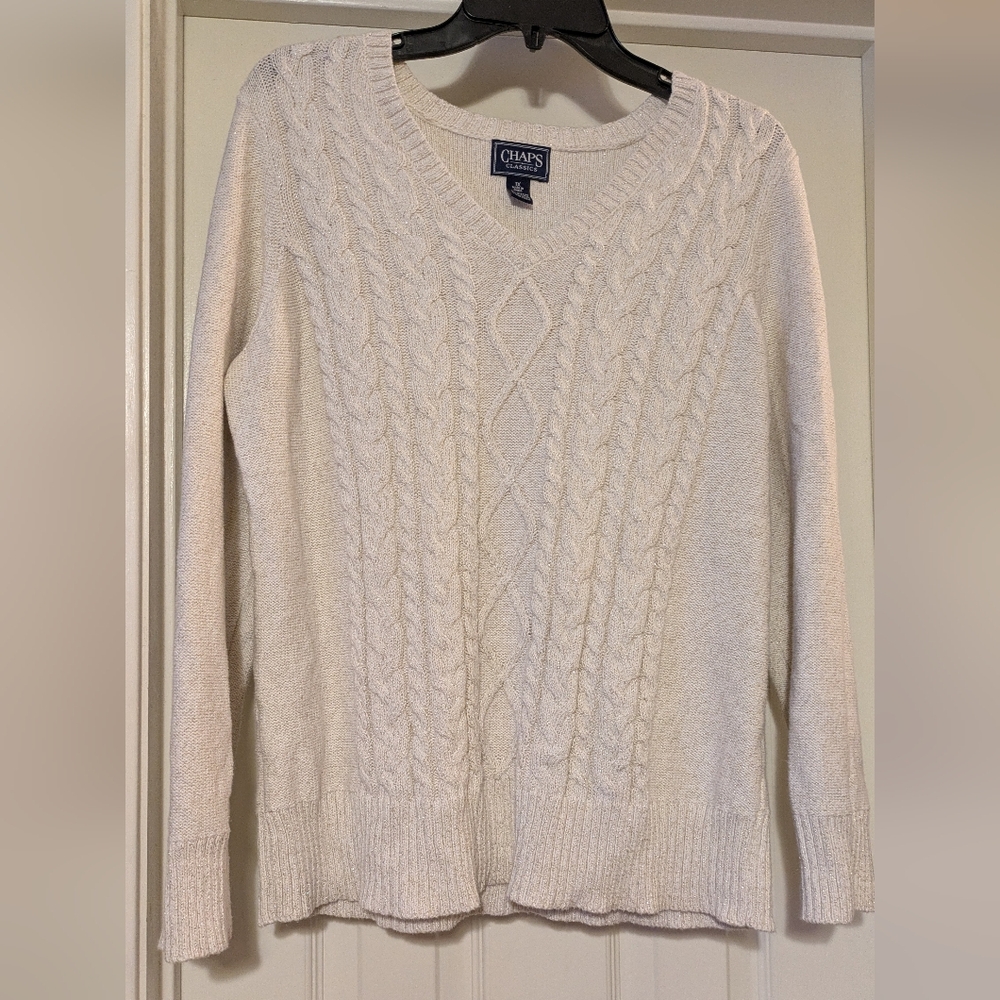 Chaps V-Neck Cable Knit Sweater in Cream